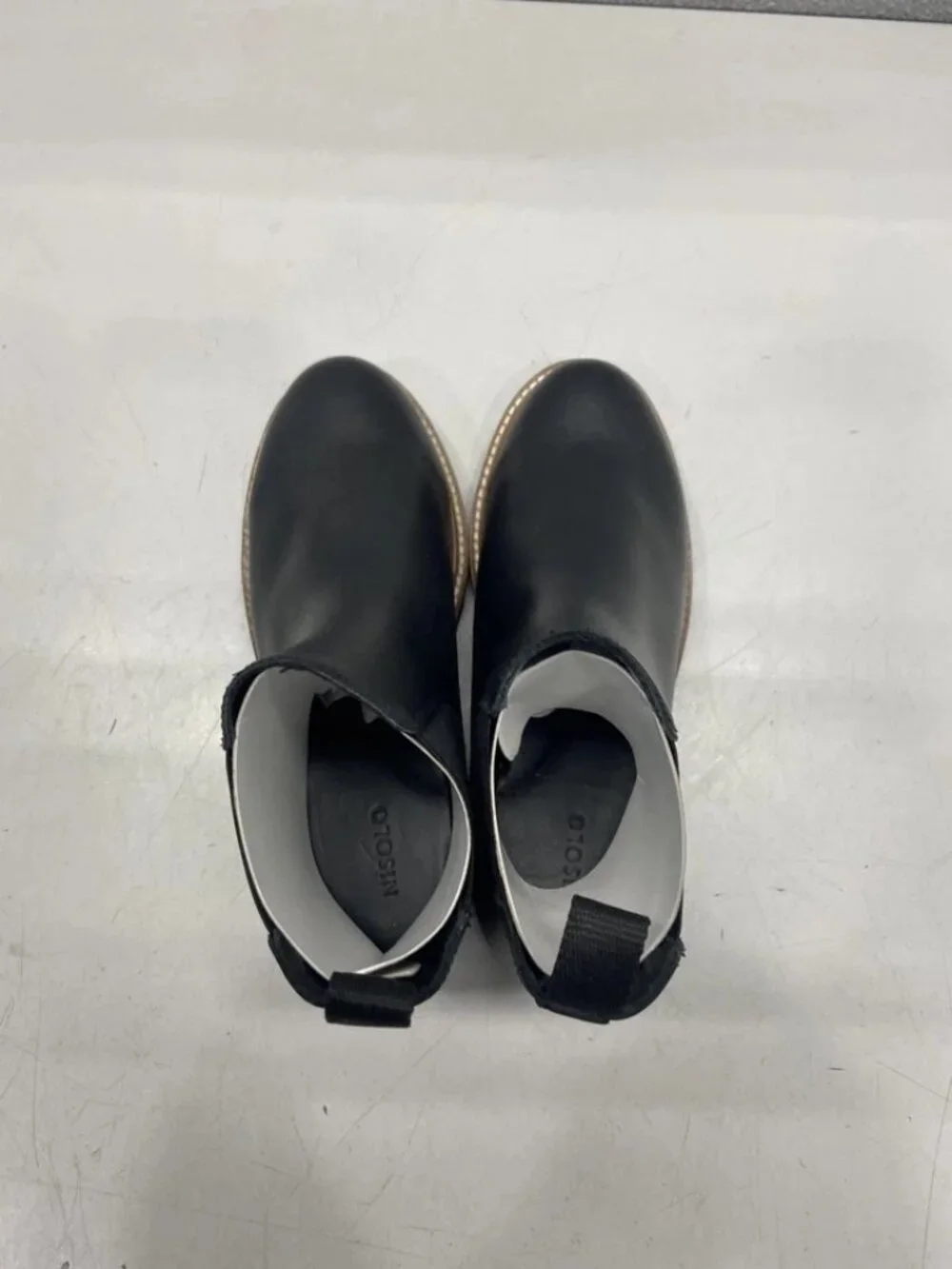 Nisolo Go-To Lug Chelsea Boot Black Men's Sz.6